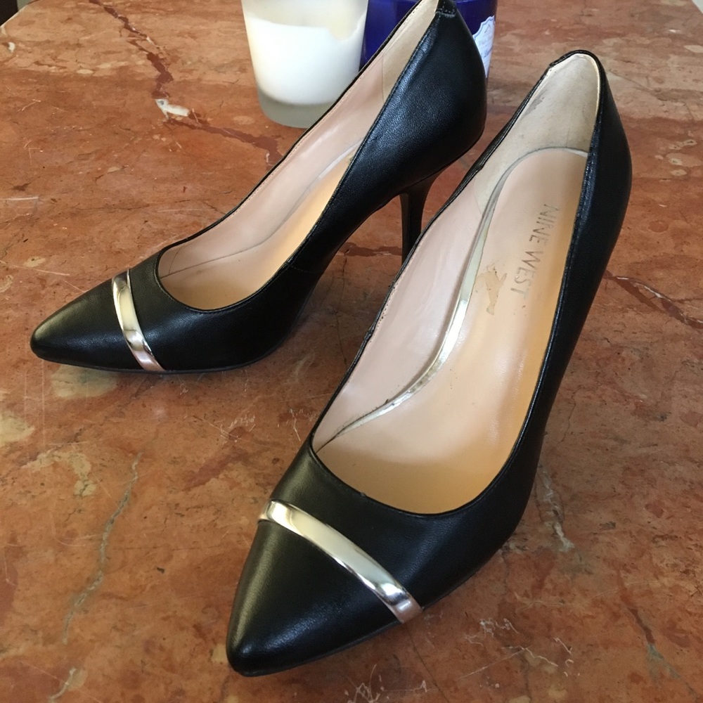 🎊CLEANING OUT MY CLOSET🎉 Black pumps/Shoes