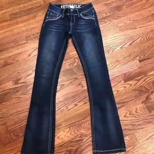 Hydraulic/ Lola Curvy