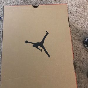 Air Jordan 12 Retro Men's Size 12 US