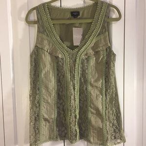 Anthropologie Deletta NWT green lacy top, medium