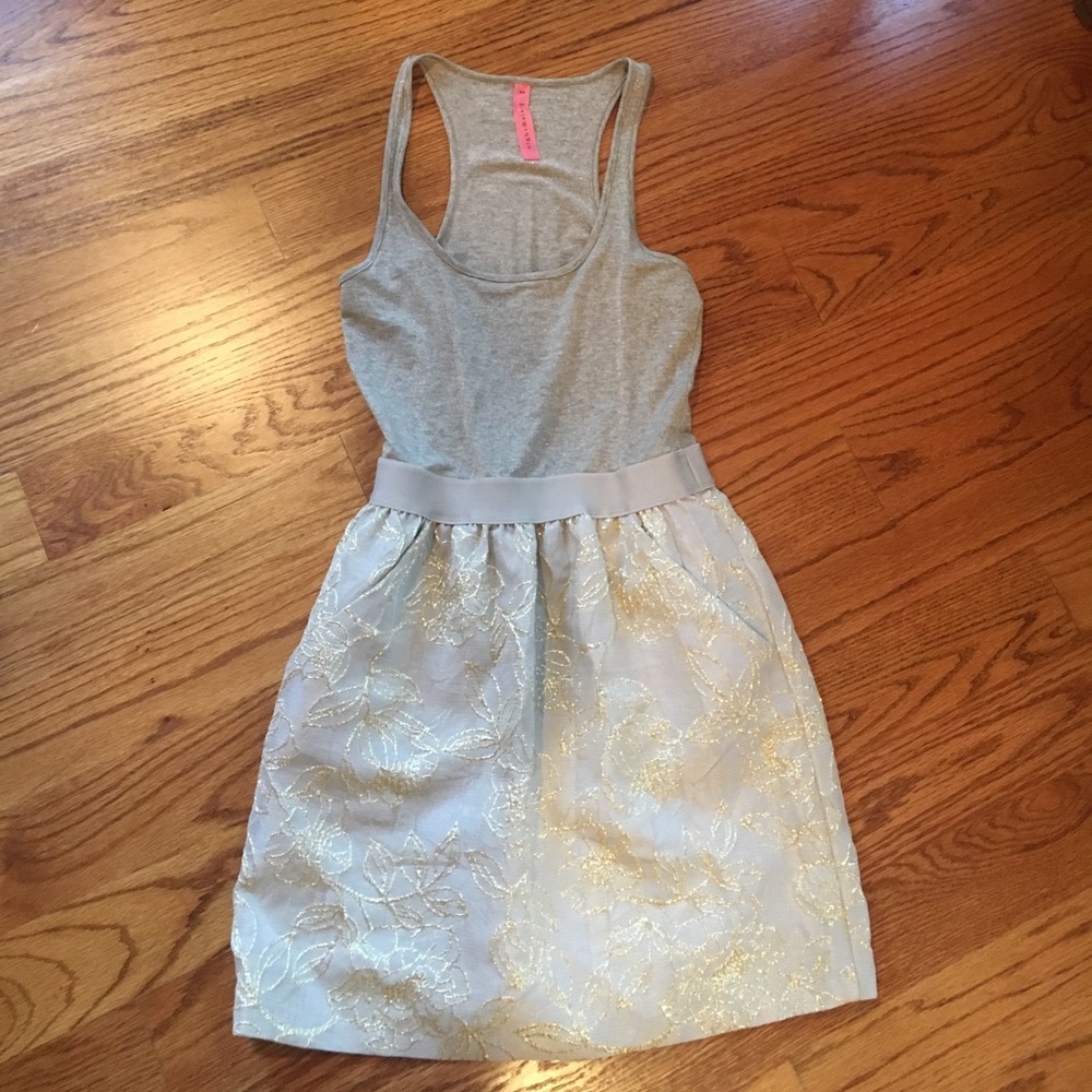 Gold eight sixty dress with pockets size xs