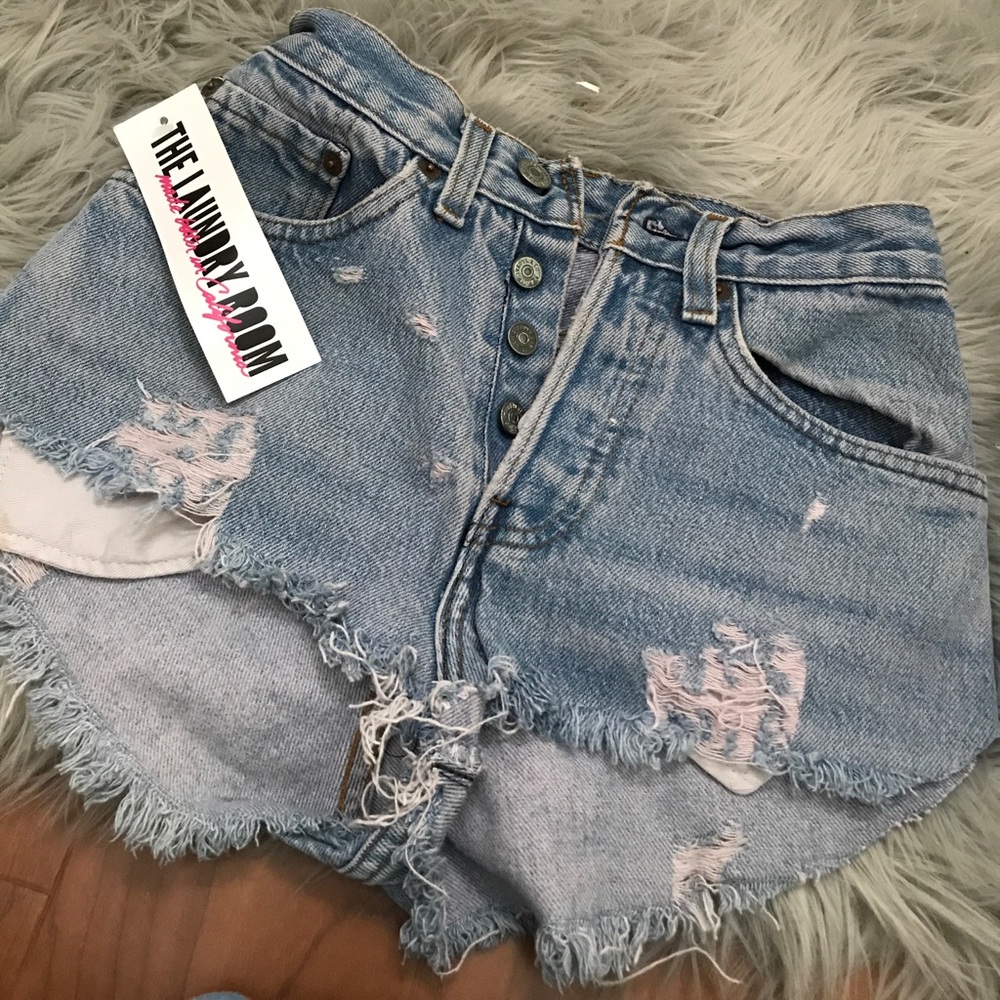 Levi shorts