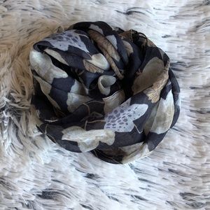 Must-Have Fall Fashion Scarf