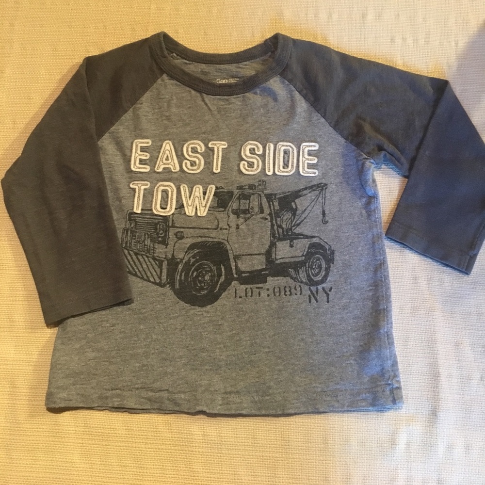 GAP long sleeve T