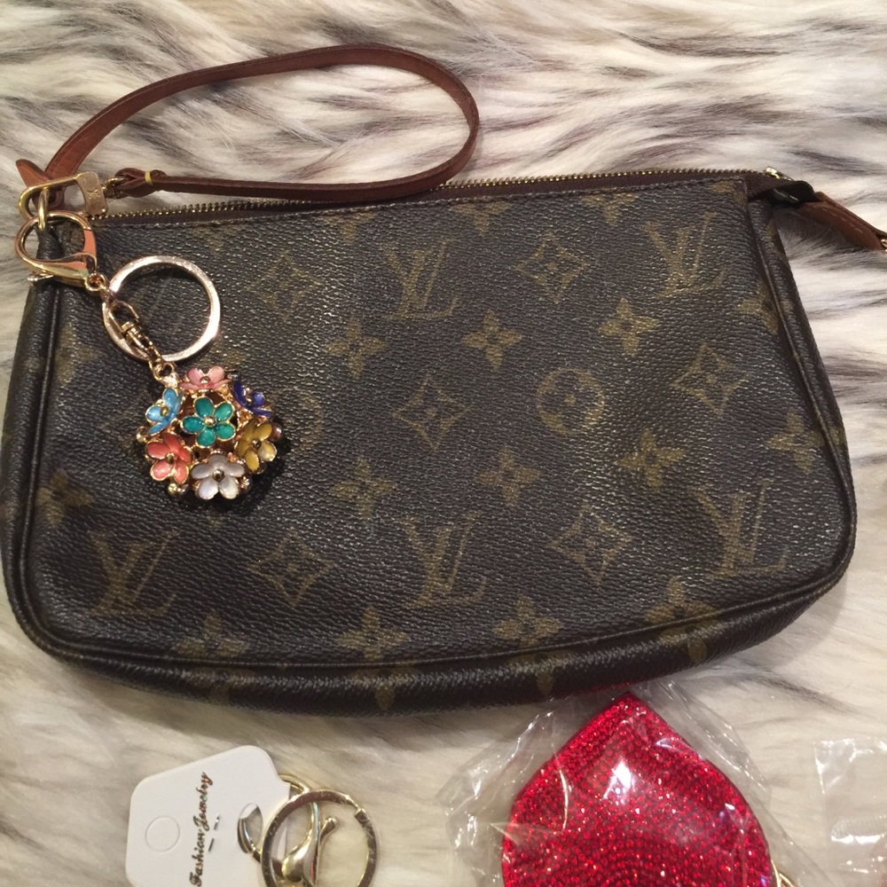 Authentic LV pochette.