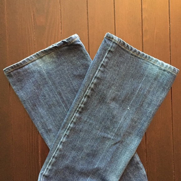 COH Low Waist Bootcut Stretch Jeans Size 32 - Picture 6 of 8