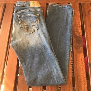 Hollister Jeans size 1s