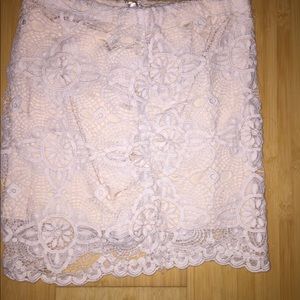 Lace skirt