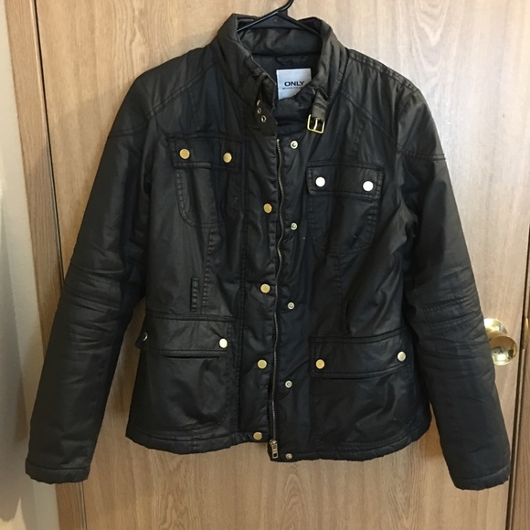 ONLY black winter jacket - Picture 3 of 7