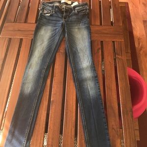 Hollister Jeans size 1s
