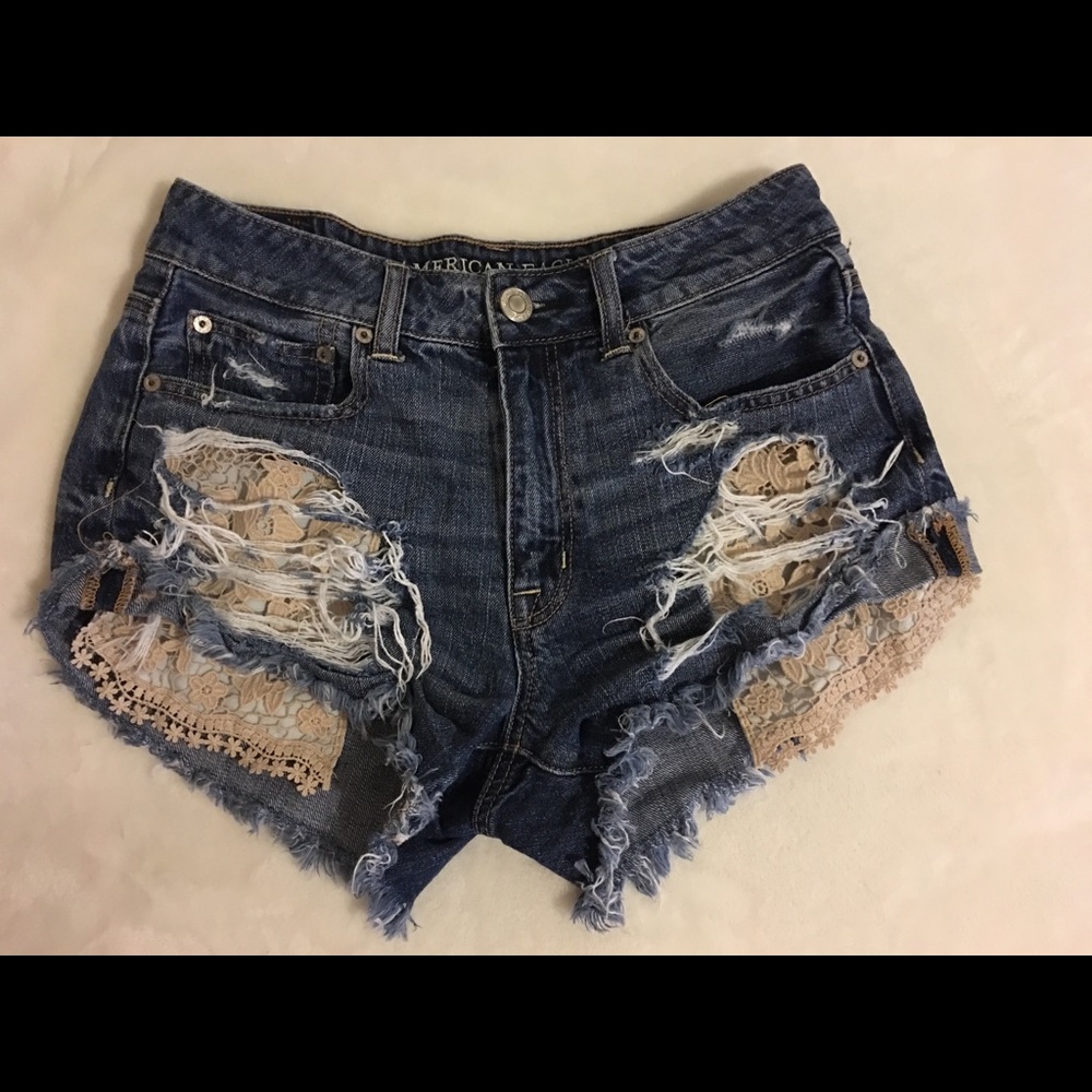 Women’s high waisted jean shorts