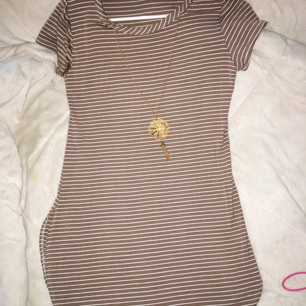 ✨FLASH SALE✨Adorable dress NWOT