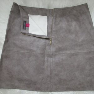 Vince Camuto - Faux-Leather A-Line Skirt