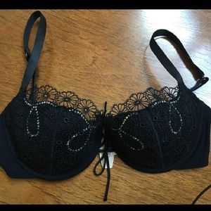 NWT Victoria's Secret Bra
