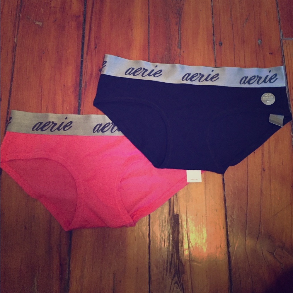 Aerie Set of 2 Boybriefs. Size M. Pink and Black!