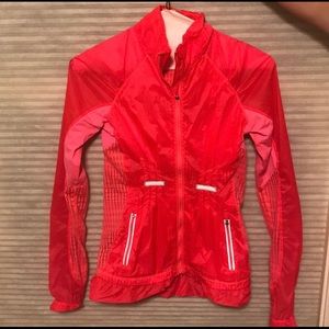 Lululemon light weight jacket size 4
