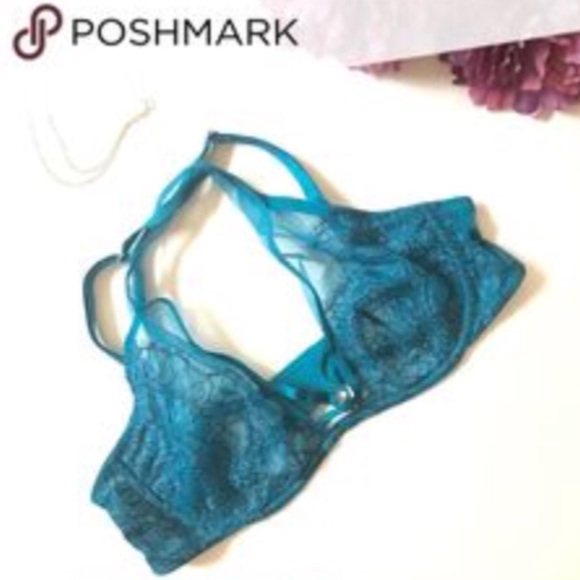 Victoria’s Secret Bralette in Turquoise - Picture 4 of 4