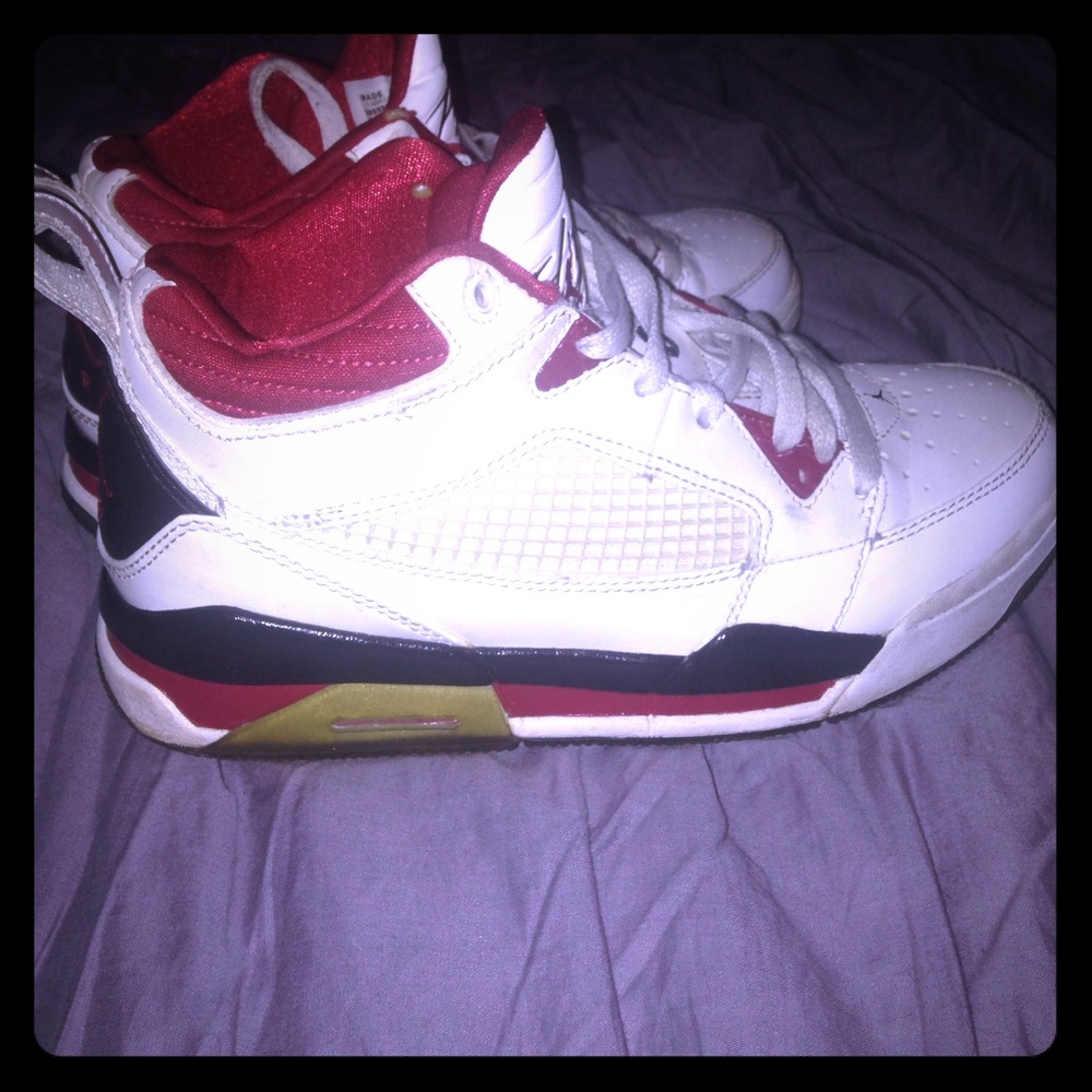 Jordan flight sneakers size 5Y