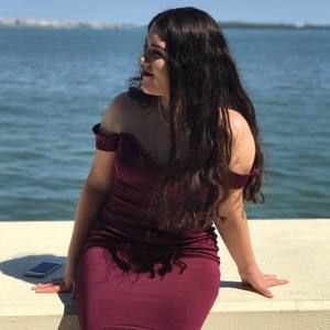 Meet your Posher, Isabella