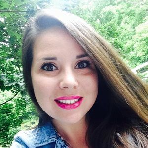 Meet your Posher, Caitelin