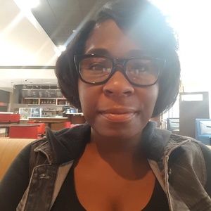 Meet your Posher, Kimberly