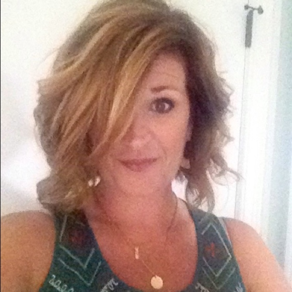 Meet your Posher, Jennifer