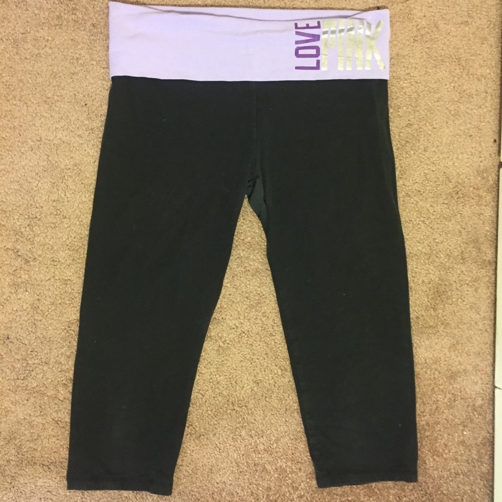 Victoria’s Secret PINK yoga crop, size medium
