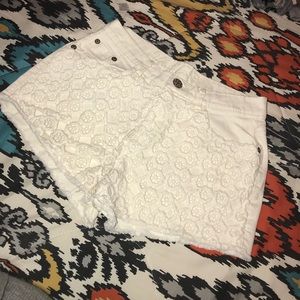 White shorts with crochet front
