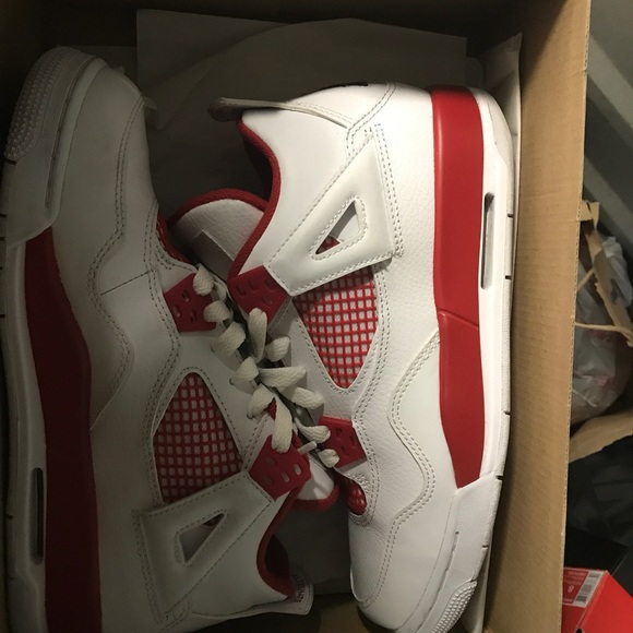 Retros 👟 - Picture 1 of 1