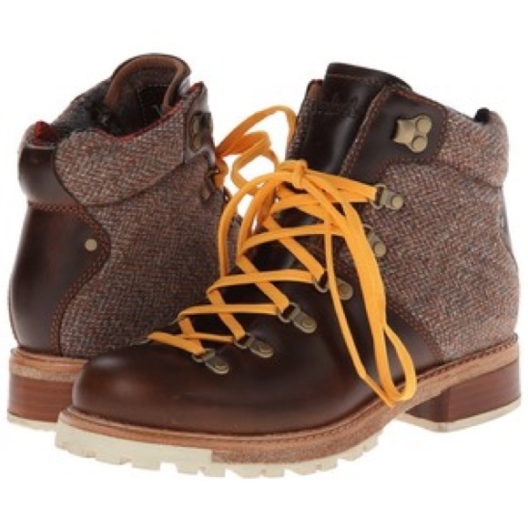 Woolrich Rockies Boots - Picture 2 of 4