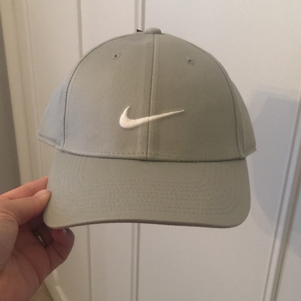 NWT unisex Nike hat