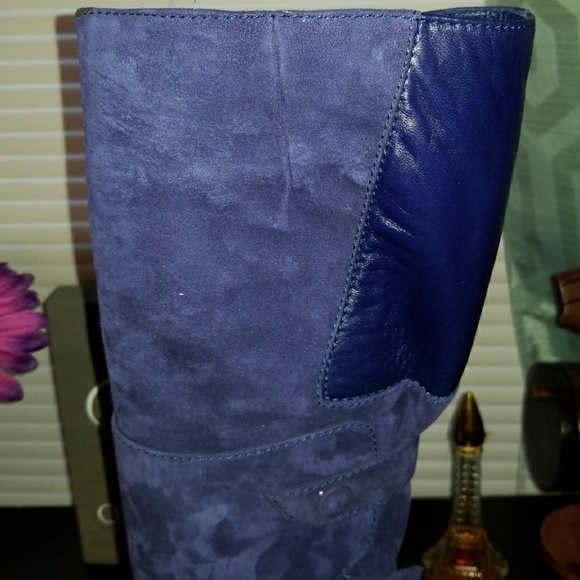 Bluish Purple Boots - Picture 3 of 8