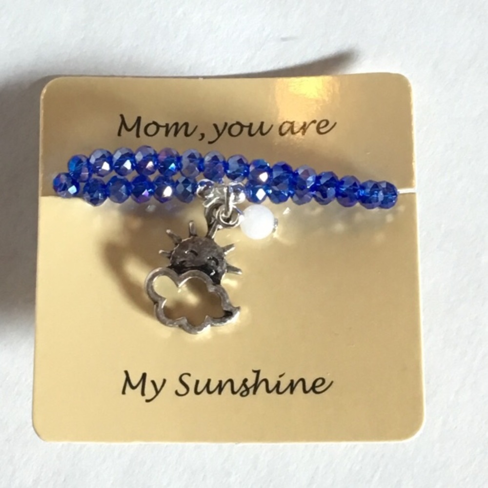 Mom "You Are My Sunshine" Bracelet - Picture 2 of 2