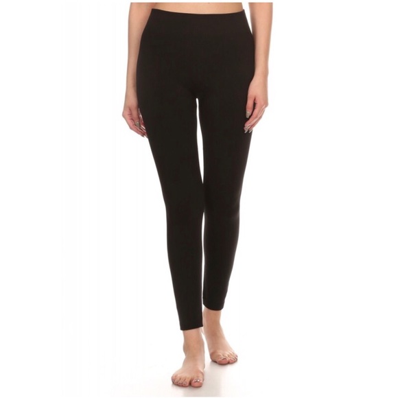 High Rise black Fleece Leggings - Picture 2 of 4