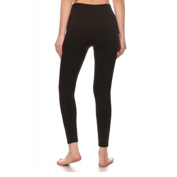 High Rise black Fleece Leggings - Picture 3 of 4