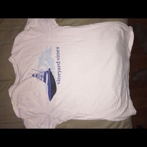 Vineyard Vines T-shirt