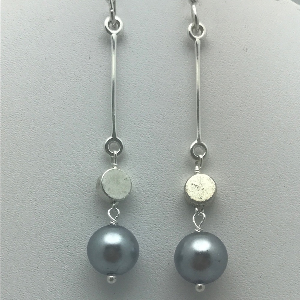 Sterling silver, grey pearl earrings