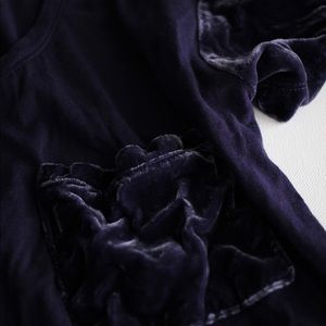 Madewell Tops - Madewell Velvet Sleeve and Pocket tee Madewell Tops - Madewell Velvet Sleeve and Pocket tee