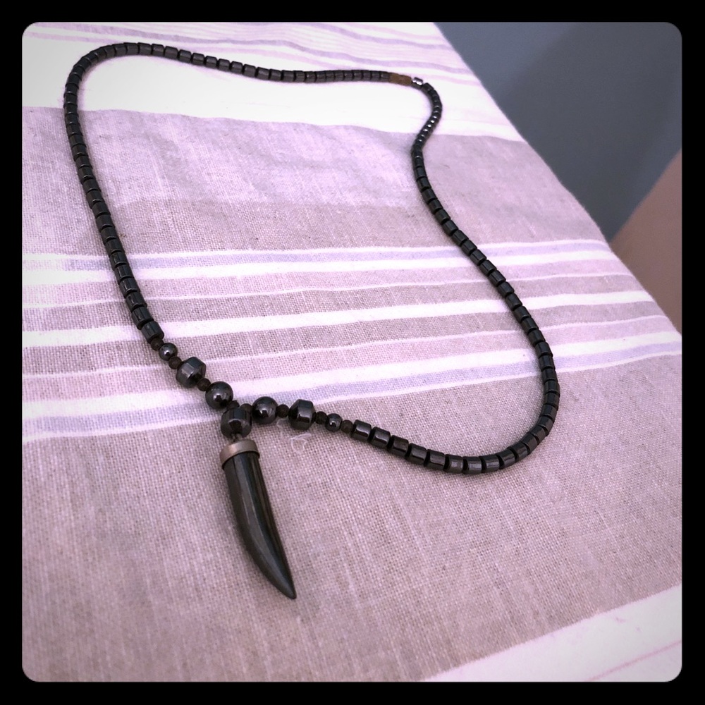 NWOT Very nice necklace - Italian horn or pepper