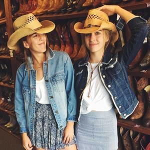 Meet your Posher, Caroline