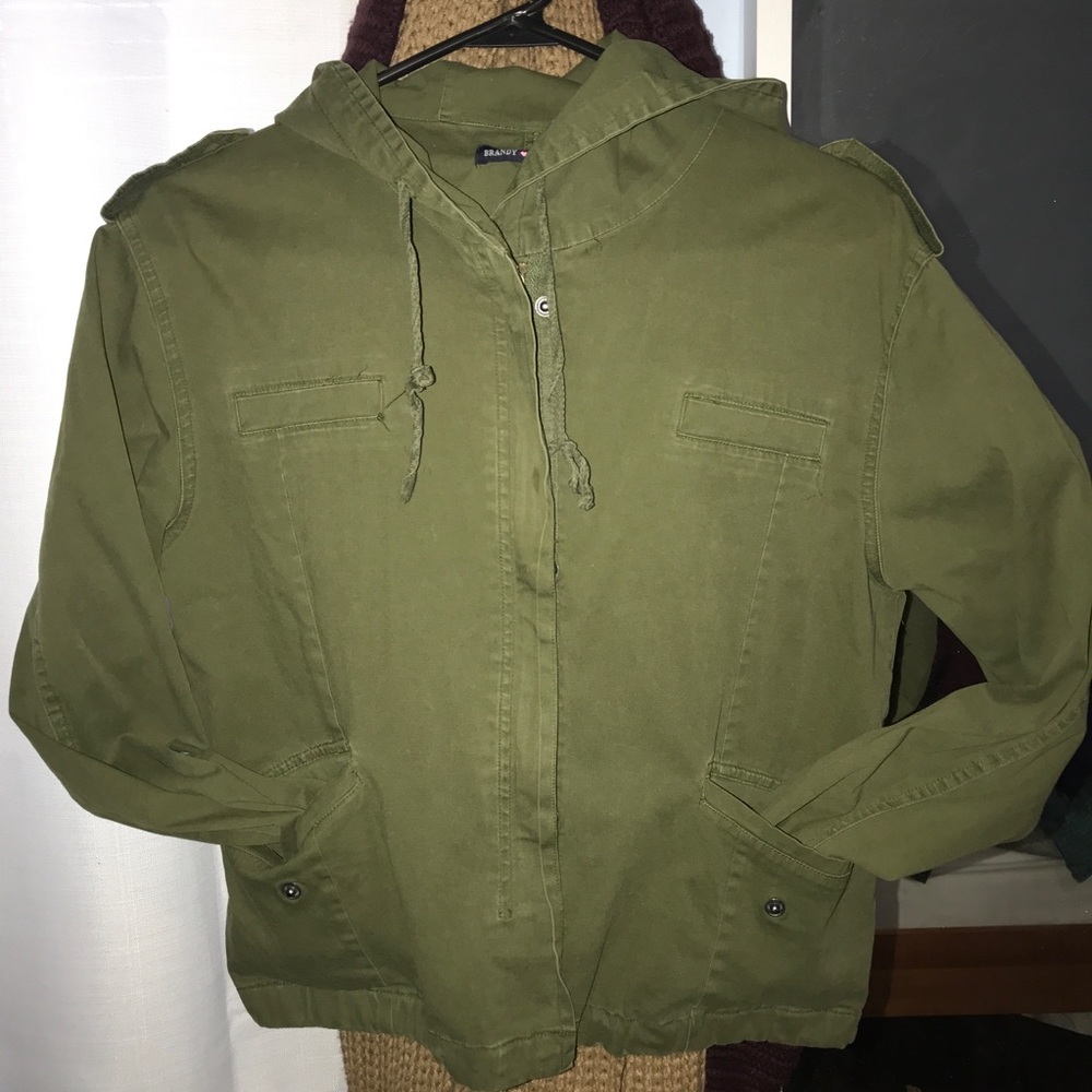 BRANDY MELVILLE HAILEY JACKET