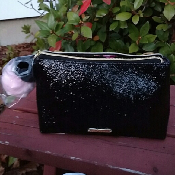 Betsey Johnson cat face cosmetic bag NWT - Picture 2 of 3