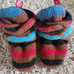 Zutano gender neutral 6 month booties