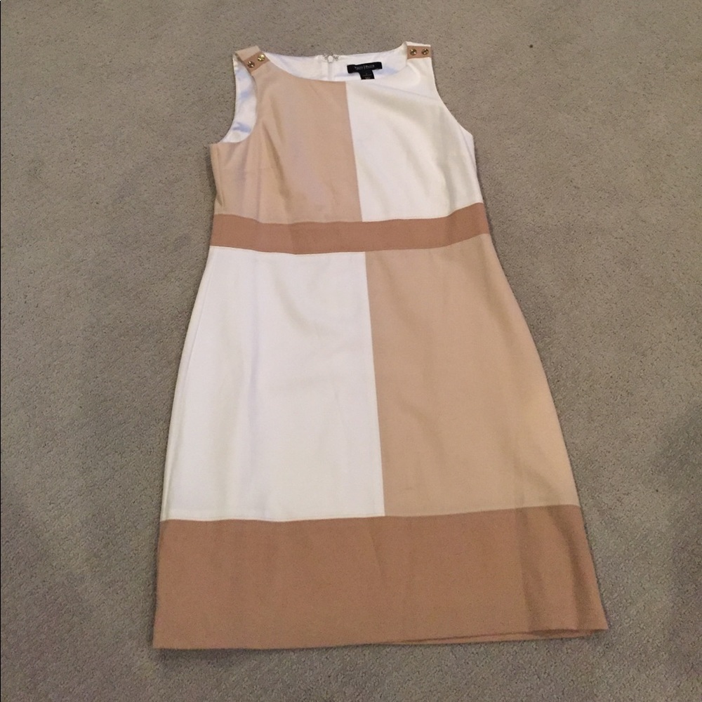 Size 6 White House Black Market dress