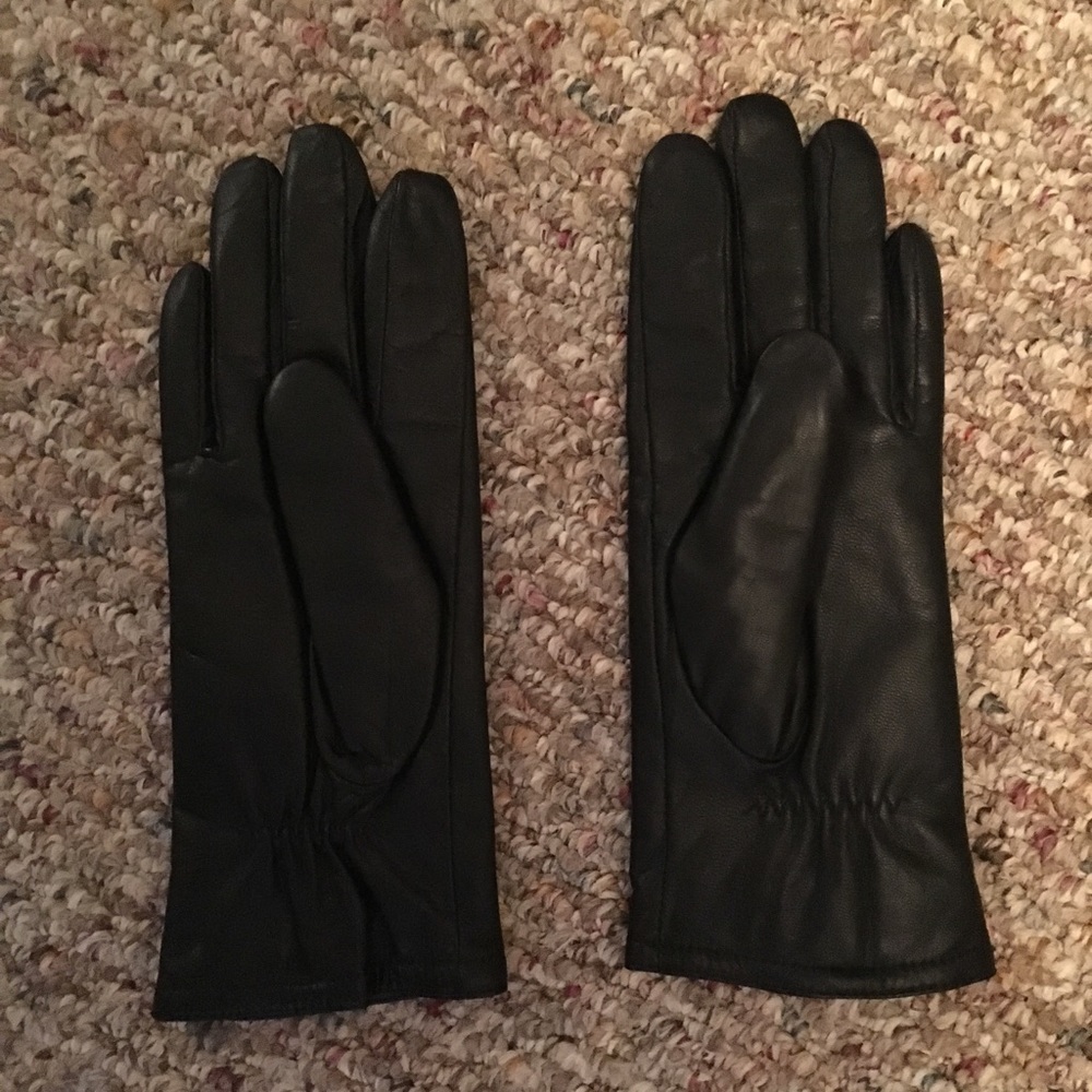 Black leather gloves