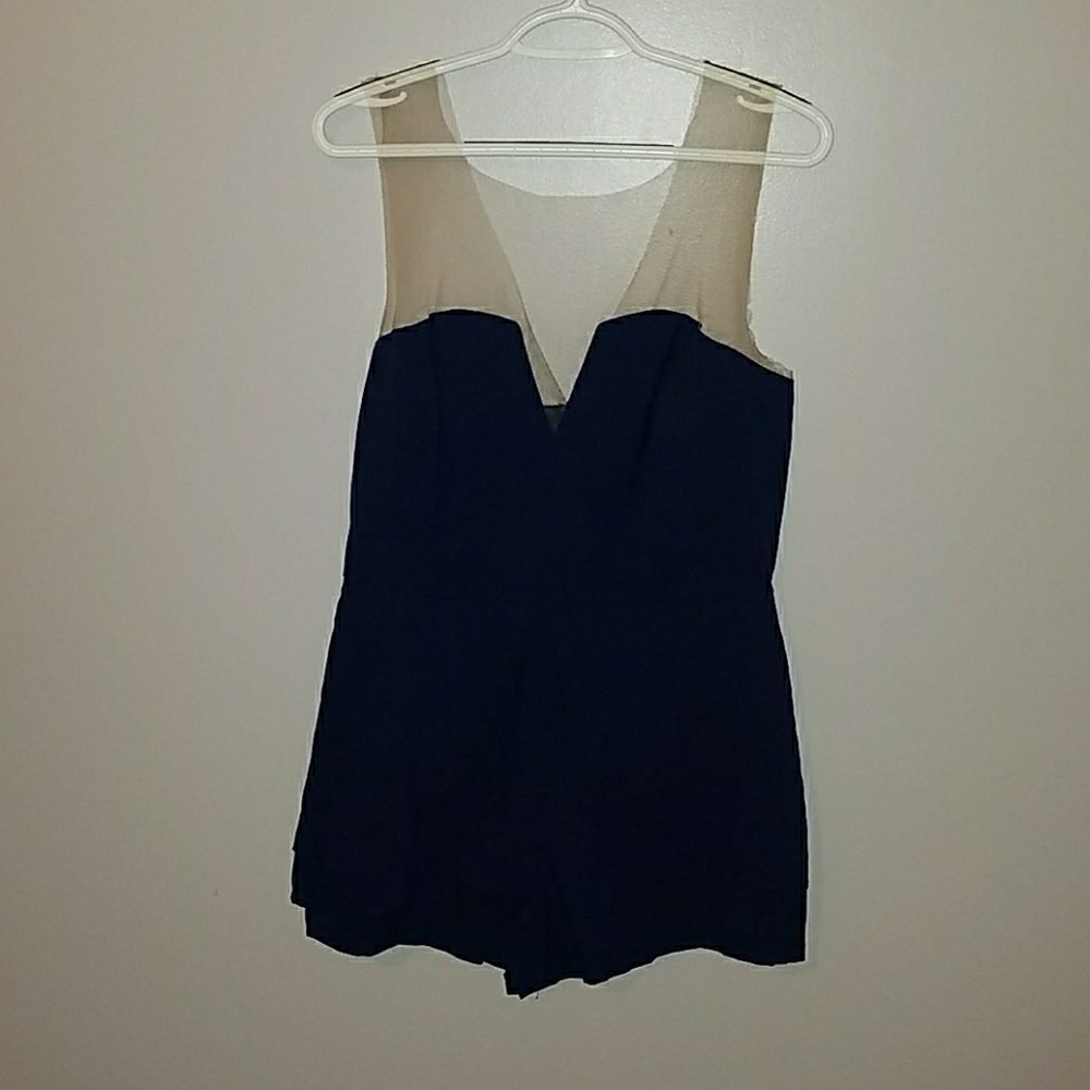 3/$30. Chiffon romper NWOT