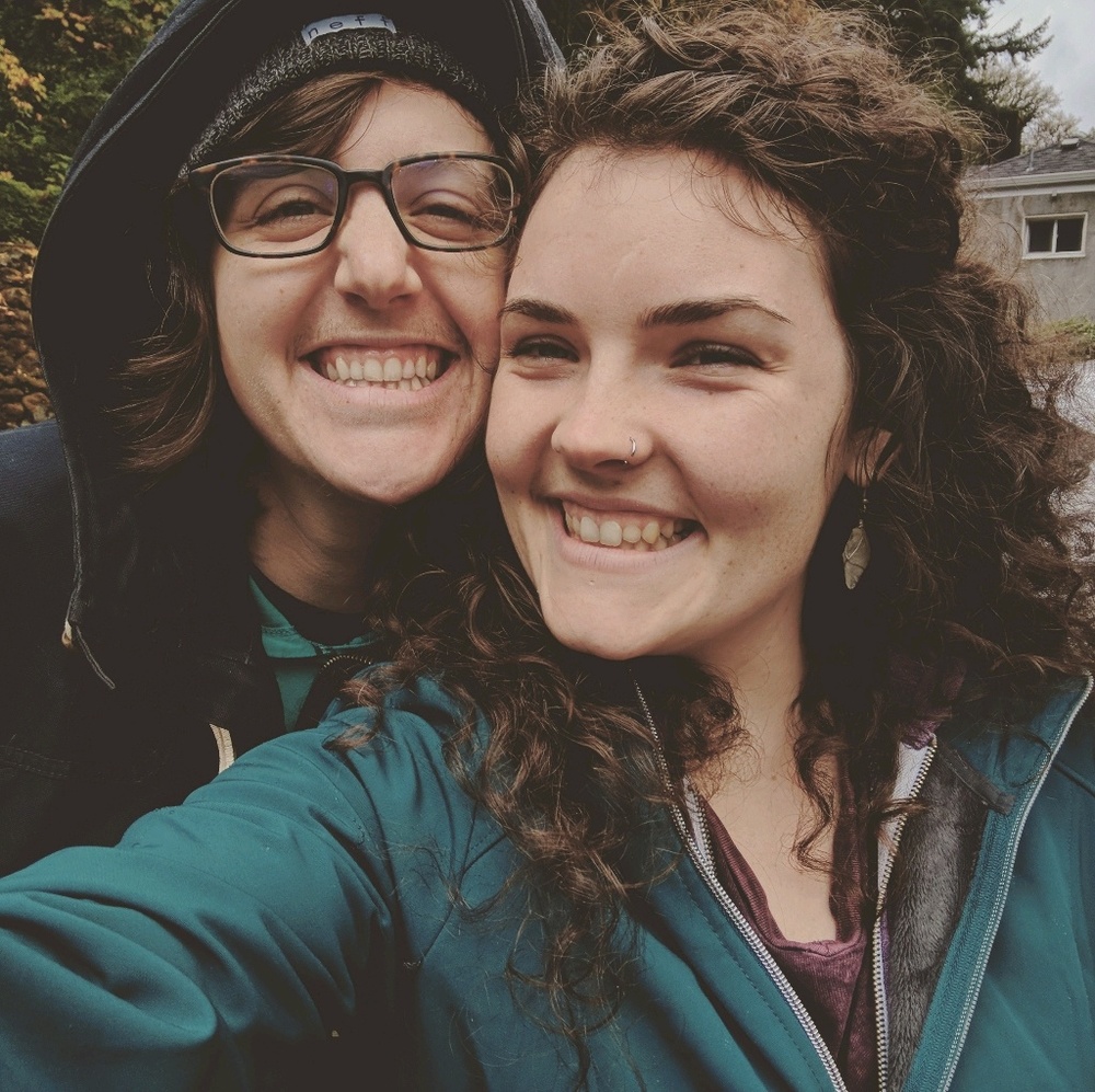 Meet your Posher, Emilie