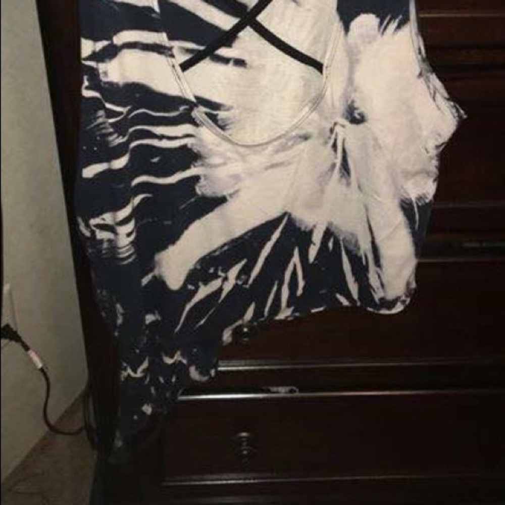 Top - Picture 3 of 3