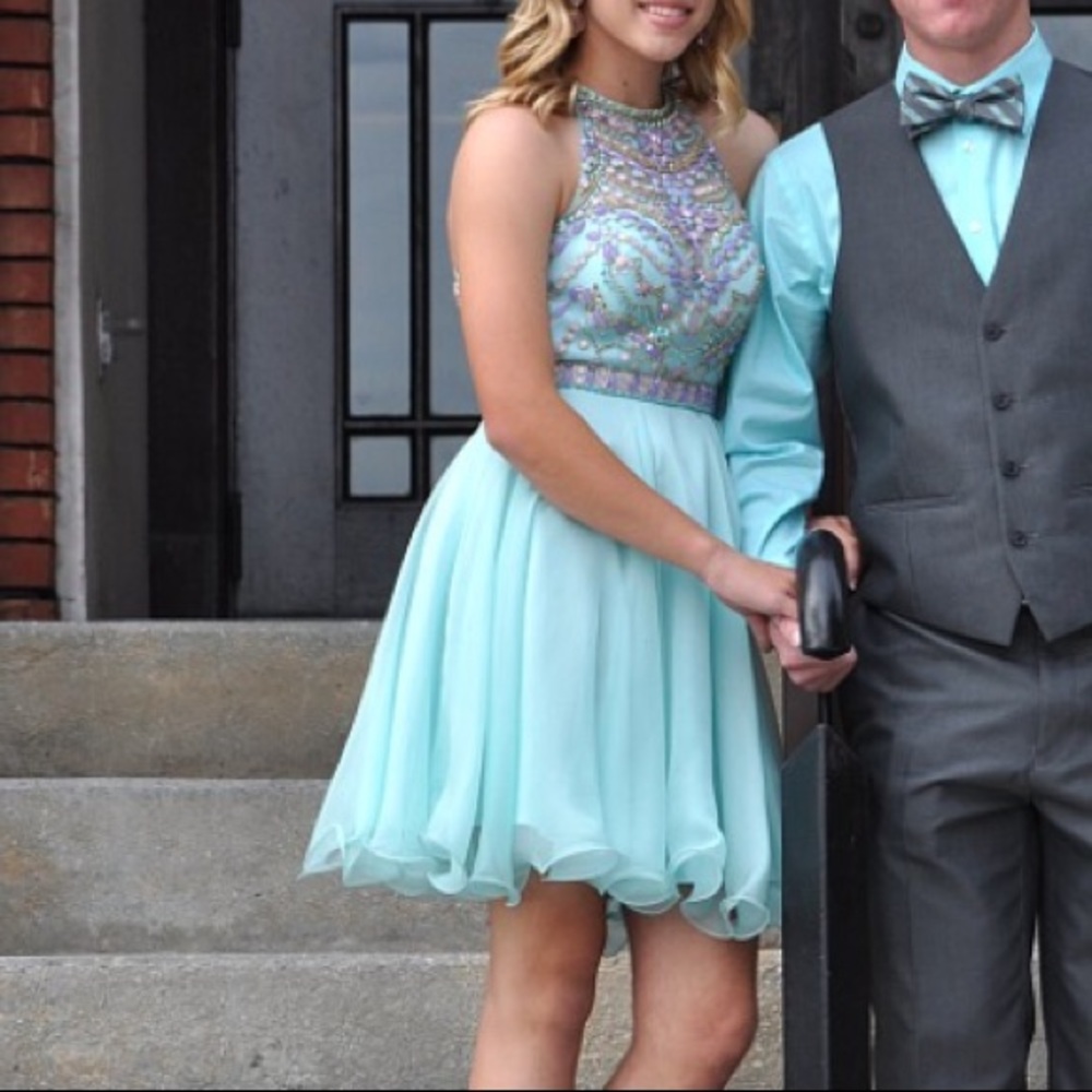 aqua homecoming dress