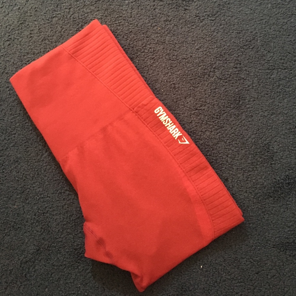 🔴 SOLD 🔴 Gymshark Seamless Beet Cropped Leggings